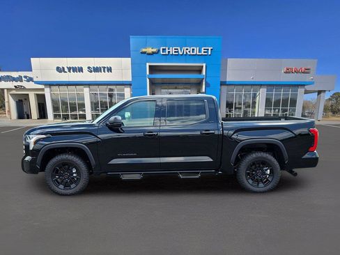 Used 2023 Toyota Tundra SR5 AWD/4WD image 8