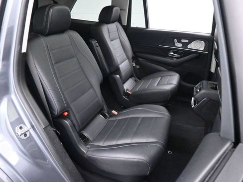 Used 2023 Mercedes-Benz GLS 580 4MATIC image 21