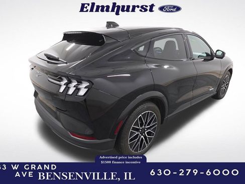 Used 2025 Ford Mustang Mach-E Premium image 6