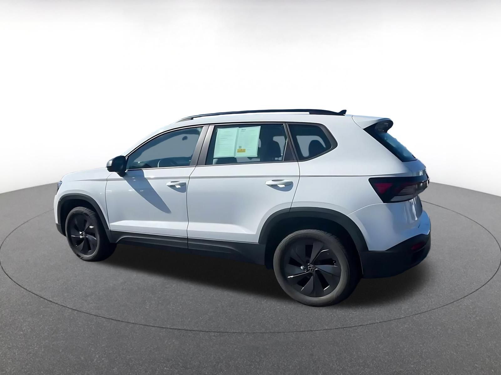 Used 2026 Volkswagen Taos S FWD image 9