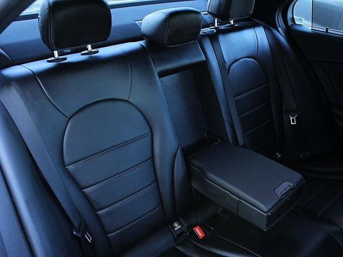 Used 2015 Mercedes-Benz C 300 4MATIC Sport Sedan image 22