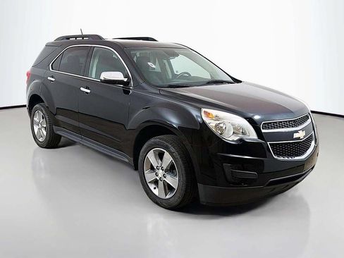 Used 2015 Chevrolet Equinox LT FWD image 2