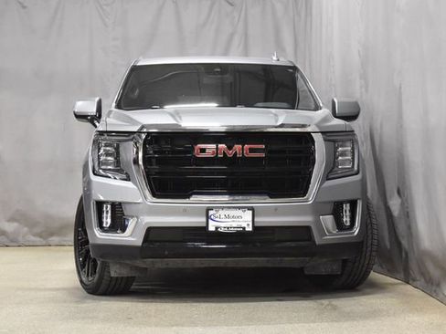 Used 2024 GMC Yukon SLE image 4