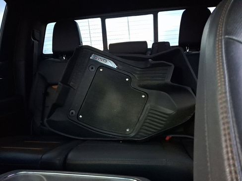 Certified 2023 GMC Sierra 1500 AT4 w/ Technology Package image 19