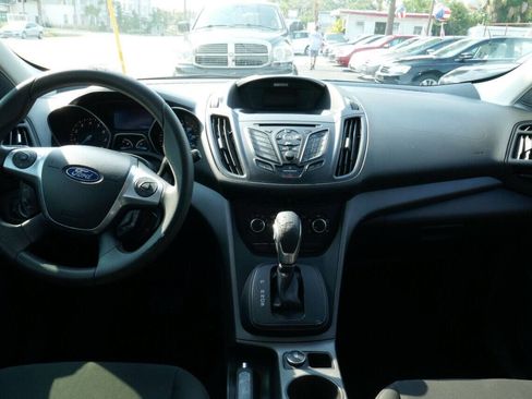Used 2014 Ford Escape S FWD image 17