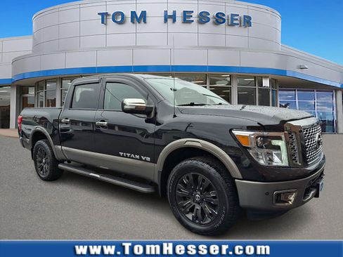 Used 2019 Nissan Titan Platinum Reserve image 1