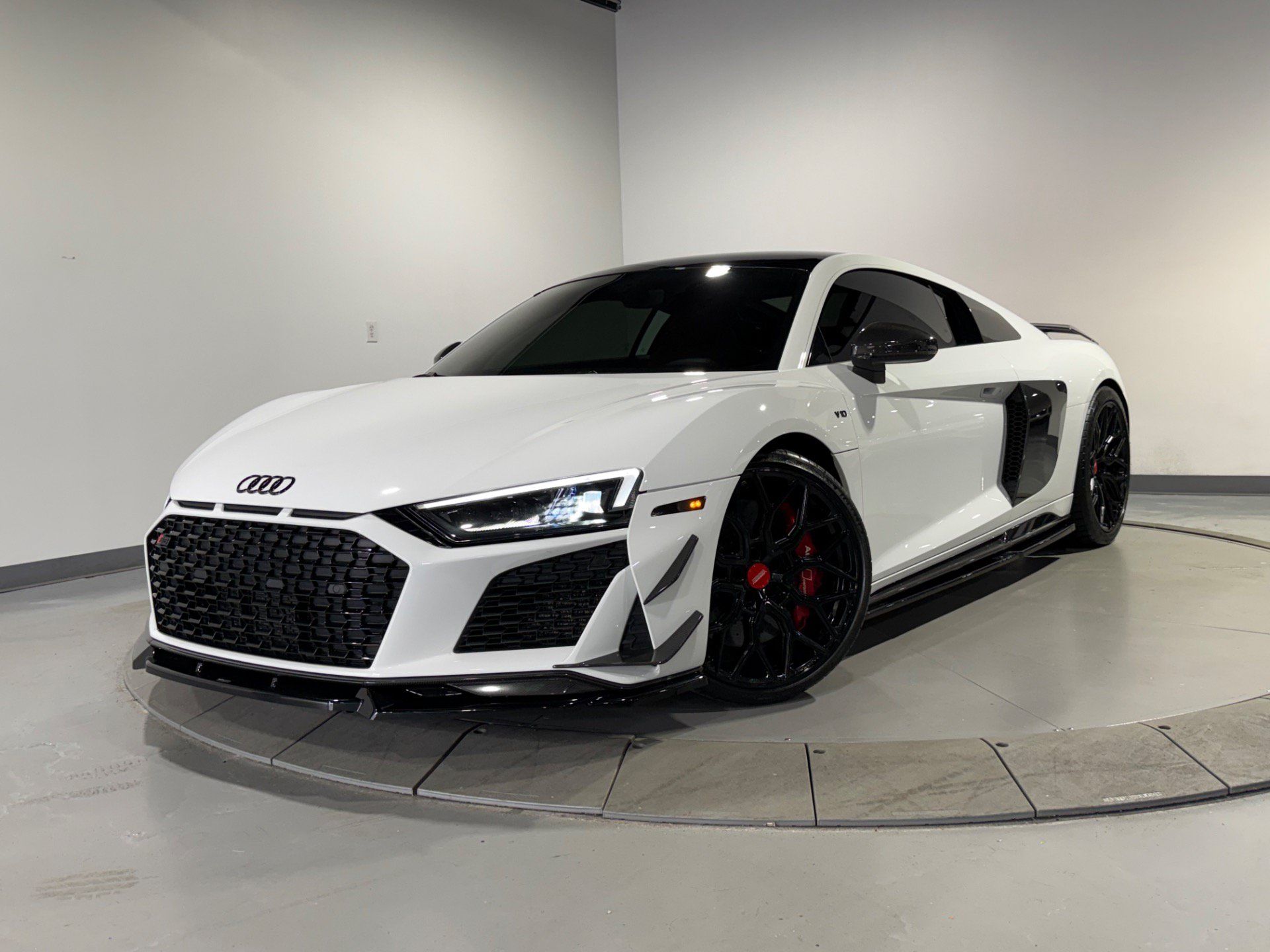Used 2021 Audi R8 V10 performance AWD/4WD image 2