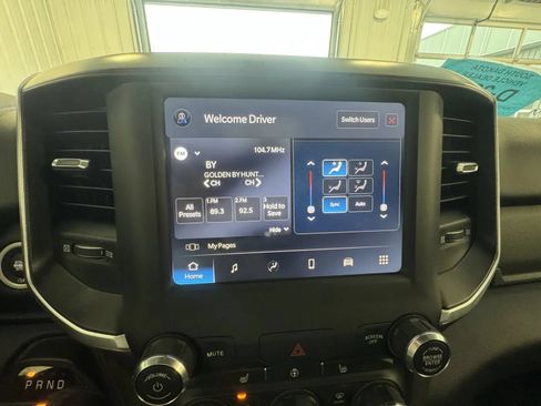 Used 2022 RAM 1500 Big Horn AWD/4WD image 30