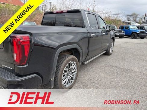 Used 2025 GMC Sierra 1500 Denali Ultimate image 8