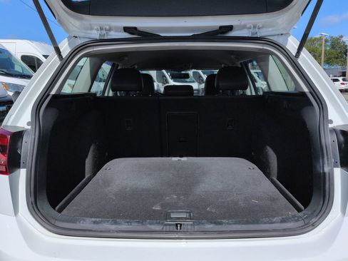 Used 2015 Volkswagen Golf TDI S FWD image 13