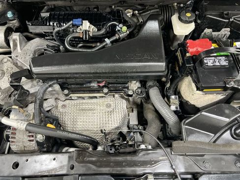 Used 2017 Nissan Rogue S image 24