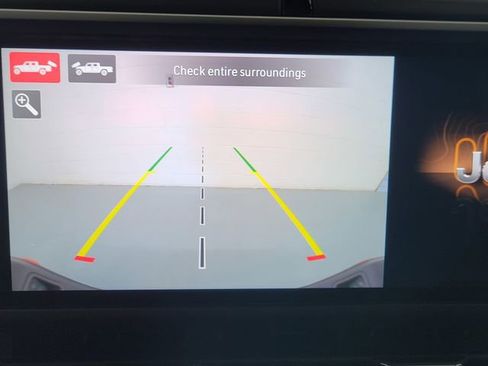 Used 2025 Jeep Gladiator Mojave w/ Safety Group image 36