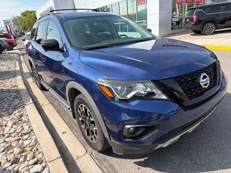 Used 2020 Nissan Pathfinder SL AWD/4WD video 1