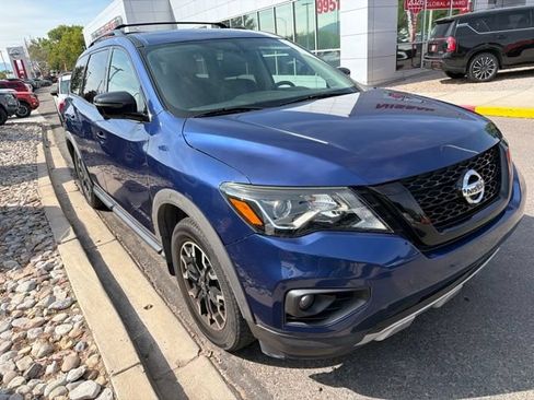 Used 2020 Nissan Pathfinder SL AWD/4WD image 1