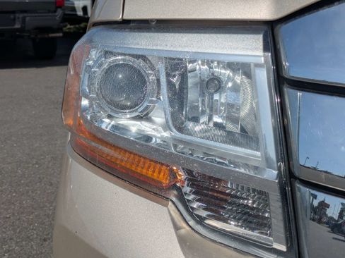 Used 2017 Ford Expedition Limited RWD image 10