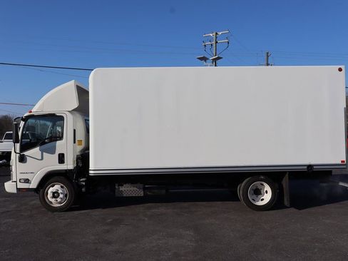 New 2025 Chevrolet Low Cab Forward RWD image 30