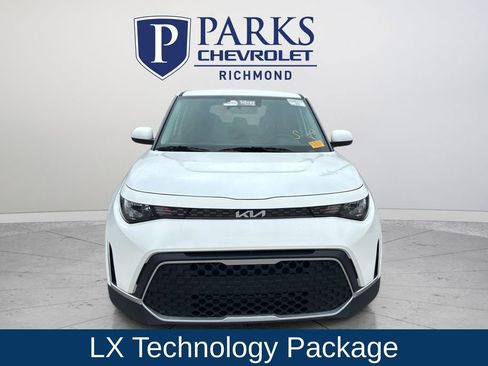 Used 2024 Kia Soul LX w/ Option Group 015 image 2