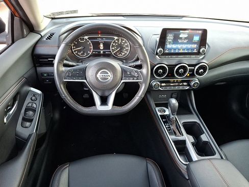 Certified 2021 Nissan Sentra SR w/ SR Premium Package image 11