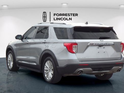 Used 2022 Ford Explorer Limited w/ Equipment Group 301A image 5