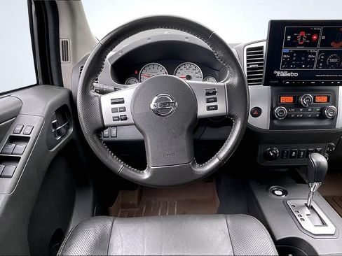 Used 2020 Nissan Frontier PRO-4X w/ Pro-4x Utility Package AWD/4WD image 11