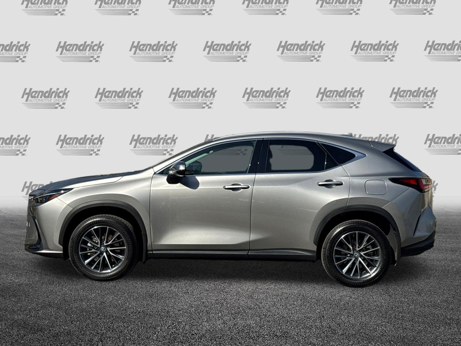 Used 2026 Lexus NX 350h AWD w/ Accessory Package (2T) image 8