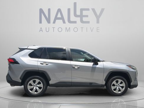 Used 2023 Toyota RAV4 LE FWD image 11