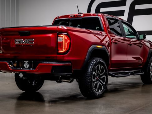 Used 2026 GMC Canyon AT4 w/ Nightfall Essentials Package image 34