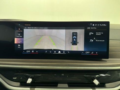 Used 2026 BMW X7 xDrive40i w/ Premium Package image 38