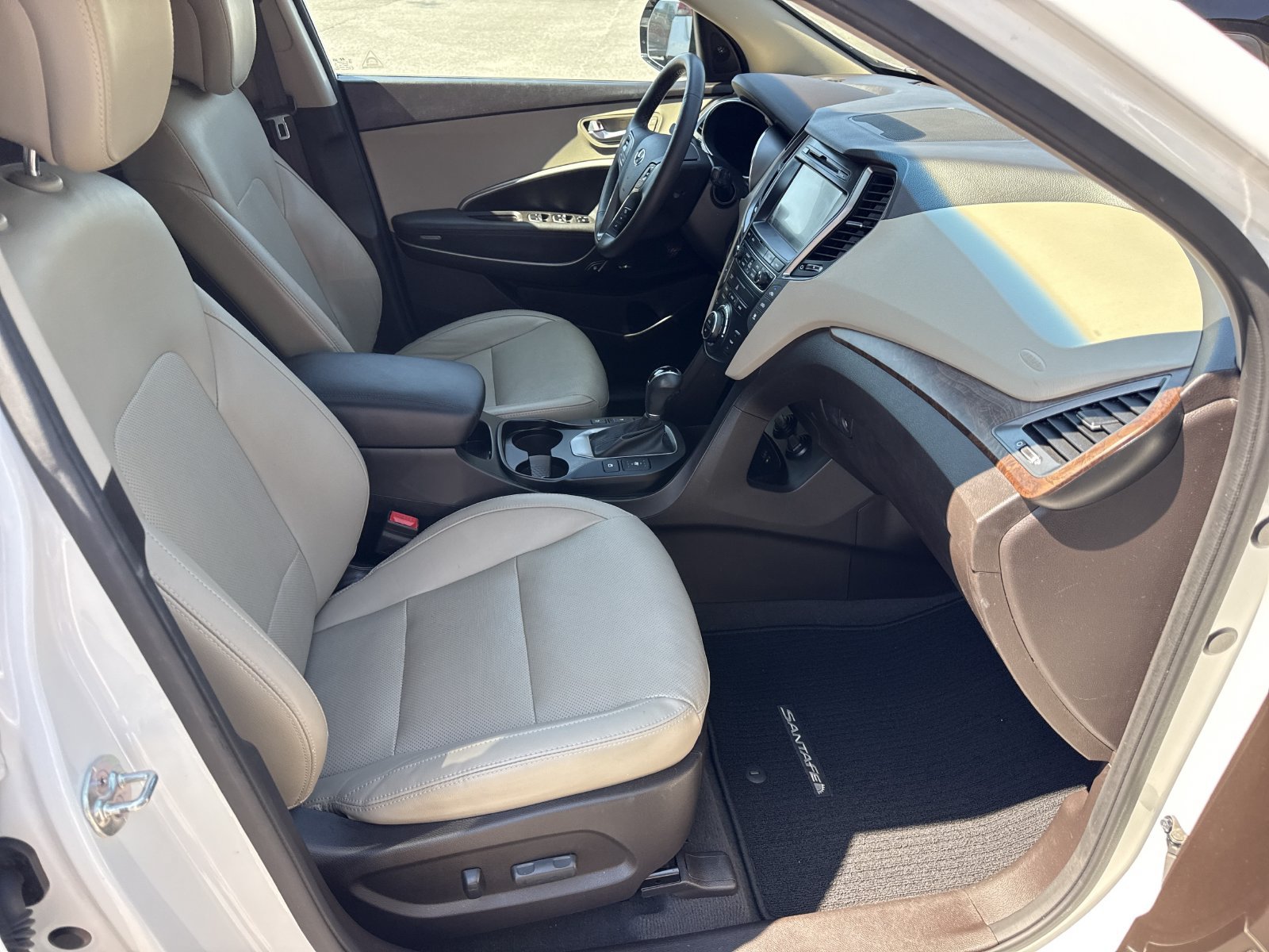 Used 2018 Hyundai Santa Fe Limited FWD image 38