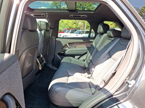 Used 2023 Land Rover Range Rover Sport SE image 5