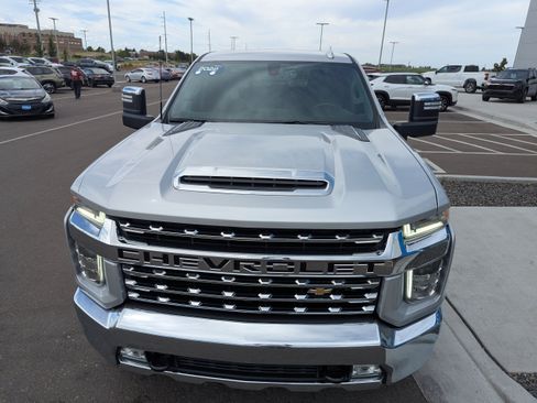 Used 2022 Chevrolet Silverado 3500 LTZ AWD/4WD image 6