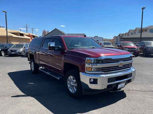 Used 2015 Chevrolet Silverado 3500 LTZ w/ Duramax Plus Package AWD/4WD image 7