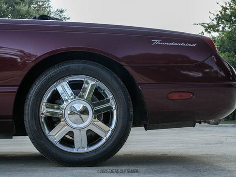 Used 2004 Ford Thunderbird RWD image 3