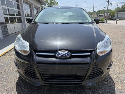 Used 2013 Ford Focus SE FWD image 8