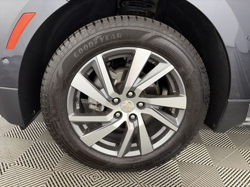 Used 2022 Chevrolet Equinox Premier AWD/4WD image 13