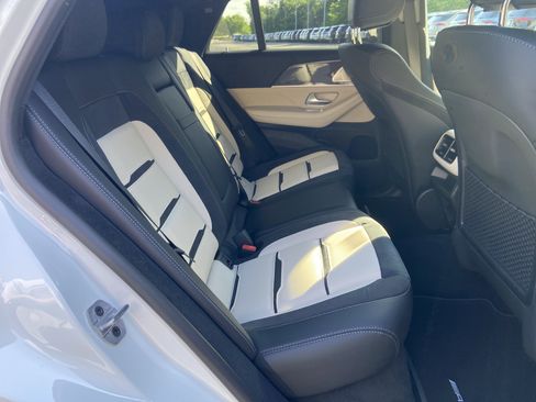 New 2026 Mercedes-Benz GLE 53 AMG 4MATIC Coupe image 41