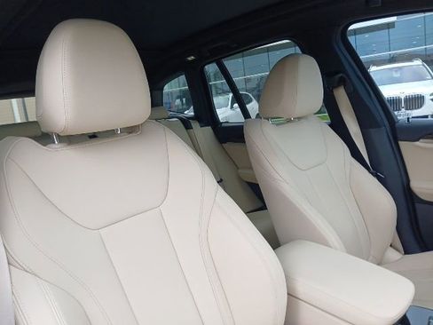 Used 2021 BMW X3 sDrive30i w/ Convenience Package RWD image 16