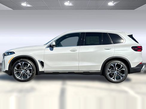 Used 2026 BMW X5 xDrive40i AWD/4WD image 2