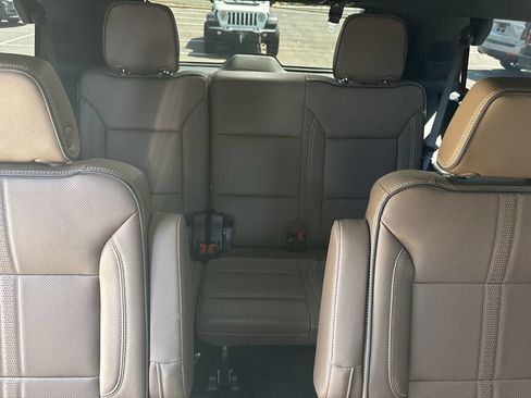 Certified 2026 Chevrolet Tahoe High Country w/ Sun And Tow Package AWD/4WD image 41