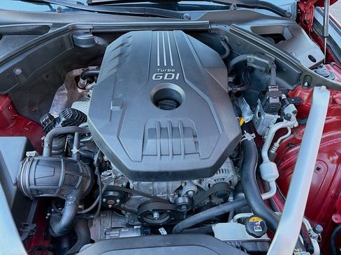 Used 2022 Genesis G70 2.0T RWD image 30