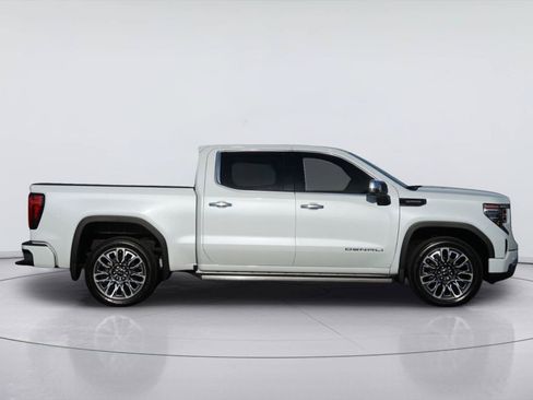 Used 2026 GMC Sierra 1500 Denali Ultimate AWD/4WD image 5