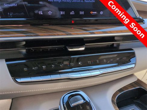 Used 2024 Cadillac Escalade ESV Sport Platinum w/ LPO, ONYX Package image 30