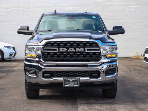 Used 2022 RAM 2500 Big Horn AWD/4WD image 2