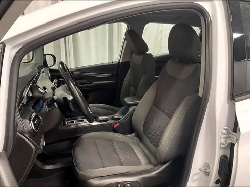 Used 2023 Chevrolet Bolt LT image 10