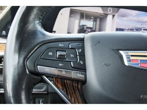 Certified 2023 Cadillac Escalade ESV Premium Luxury image 16