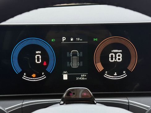 Used 2025 Hyundai Santa Fe SEL image 42