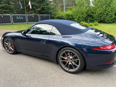Used 2012 Porsche 911 Carrera S RWD image 5