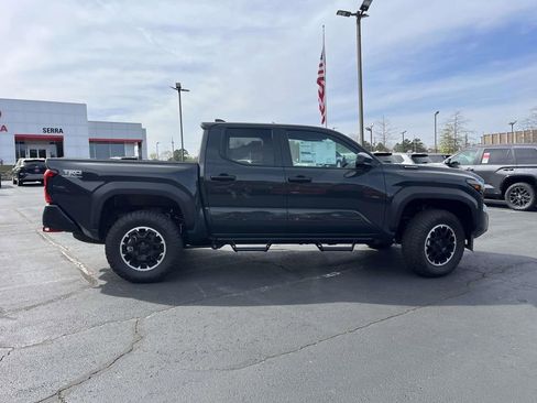New 2026 Toyota Tacoma TRD Off-Road AWD/4WD image 2