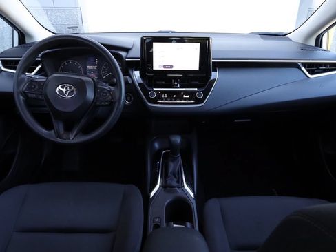 Used 2024 Toyota Corolla LE w/ LE Convenience Package FWD image 29