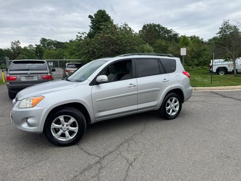 Used 2010 Toyota RAV4 Limited AWD/4WD image 6